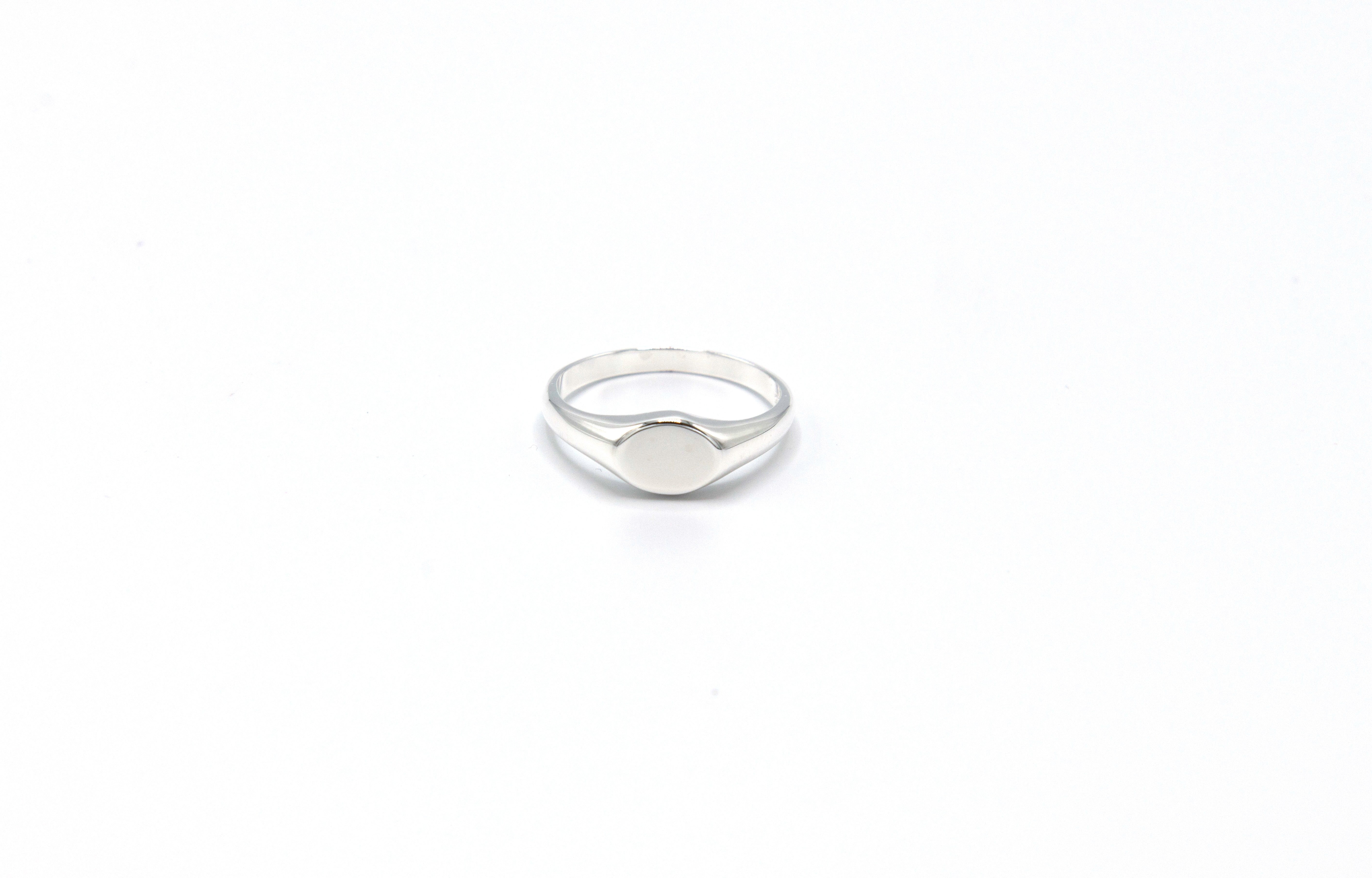 925 Oval Signet